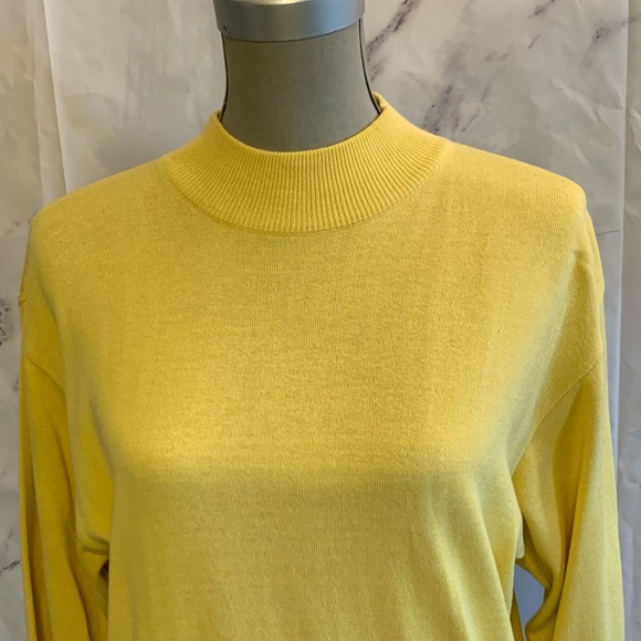 Vintage | Yellow Turtleneck Sweater - Picture 2 of 12